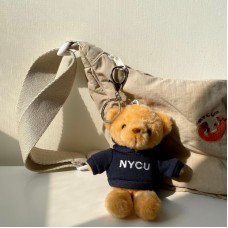 NYCU電繡帽T小熊掛飾鑰匙圈_深藍 NYCU電繡帽T小熊掛飾鑰匙圈_深藍