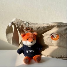 NYCU自己穿X電繡帽T小狐狸掛飾鑰匙圈